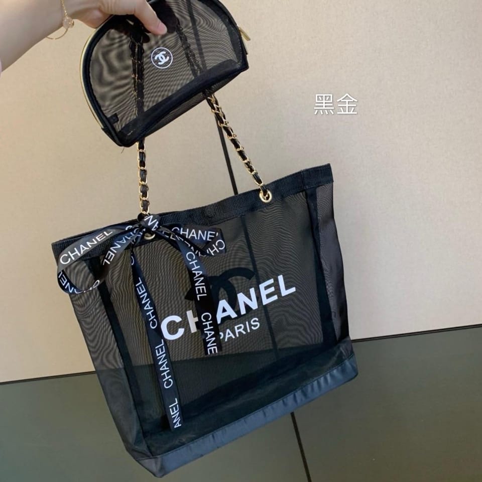 Chanel 黑金纱网沙滩包 1