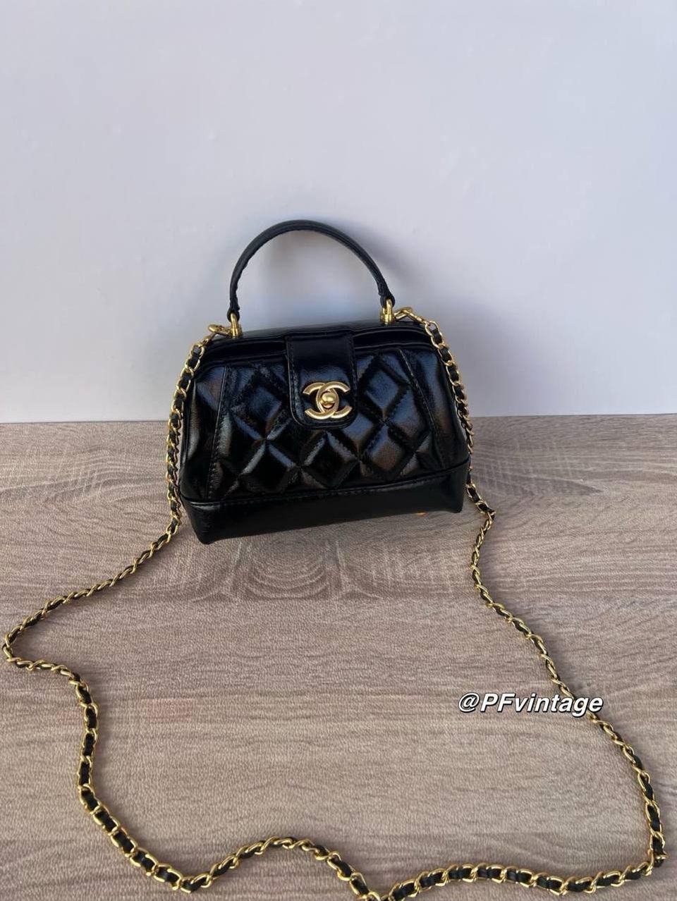 Chanel 黑色医生复古赠品包 1